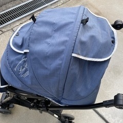 値下げ！使用回数1ケタ美品！A型 ベビーカー 両対面 4輪フリーの画像
