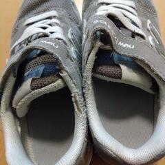 (値下げ！)17　new balanceの画像