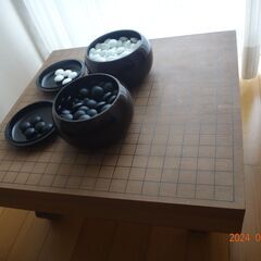 脚付き囲碁盤と碁石セット