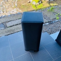 ペダル式　ゴミ箱