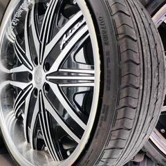 車のパーツ タイヤ、ホイールの画像