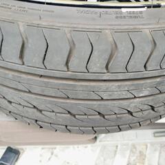 車のパーツ タイヤ、ホイールの画像