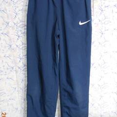 ナイキ　NIKE キッズサイズ　スポーツパンツ　メッシュ裏地付　M