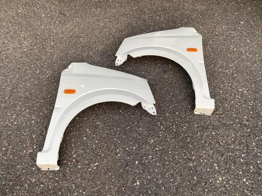 ﾀﾞｲﾊﾂ純正 ﾑｰｳﾞ（L150S） 純正フェンダー　左右セット【DAIHATSU】