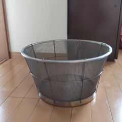 業務用金ザル（ステンレス製）　直径約40cm　高さ約22cm