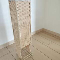 トイレットペーパー収納の画像