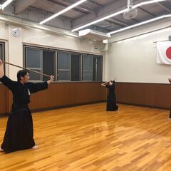 日本に古くから伝わる杖道（じょうどう）を味わってみませんか？