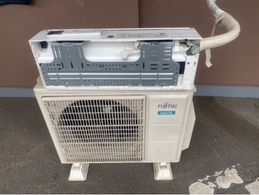 FUJITSUルームエアコン 2022年製 100v　AS-S 281LJ