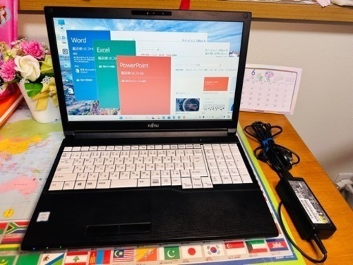 ノートパソコン　富士通 LIFEBOOK A579/A Core i5 8365U 