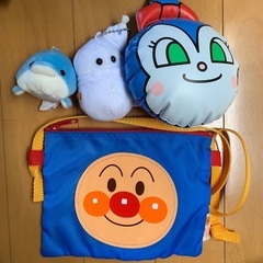 アンパンマンショルダー　キーホルダー等
