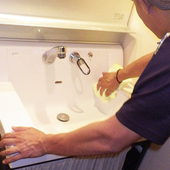 交通費支給あり！排水管・貯水槽清掃スタッフ【責任者候補】