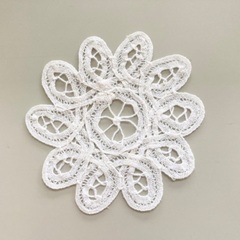 ドイリー　花瓶敷き　レース　敷物　総レース　ホワイト　白　花瓶　...