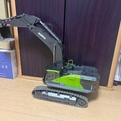 ショベルカー　ラジコン