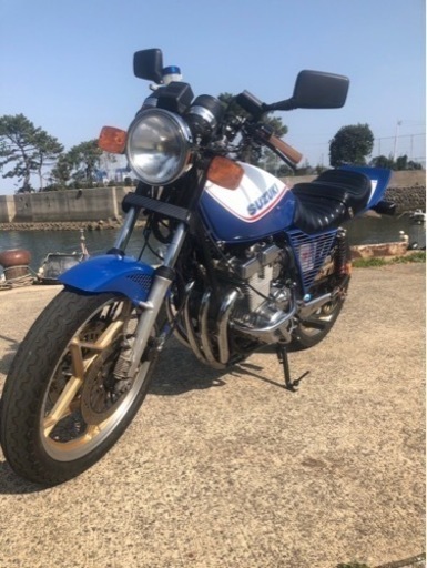 バイク スズキ　GSX400F