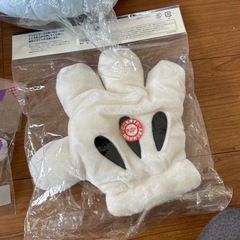 ミッキーマウス、スティッチのがま口の画像