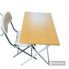 折りたたみ式机(オフィス用等用途多岐) 45cm x 70cmの画像