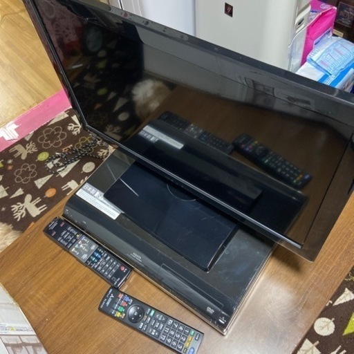 26型液晶テレビとても美品、リモコン付き思い切って、3000円❗️買い手決まりました。