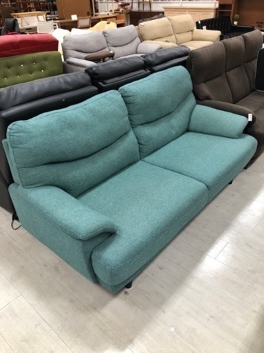 取りに来れる方限定！ファブリック素材の２人掛けソファです！