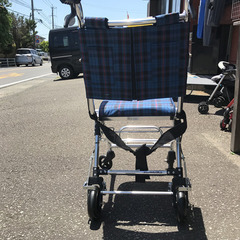 【鹿児島市リサイクルショップスターズ吉野店】車椅子  青  チェック柄  の画像