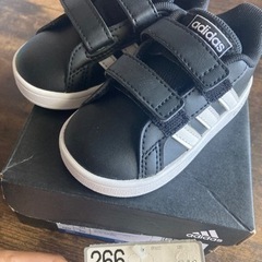 未使用♡adidas スニーカー