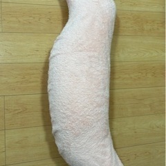 王様の抱き枕 もこもこ　ピンクの画像