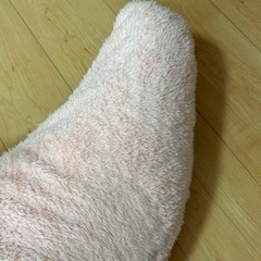 王様の抱き枕 もこもこ　ピンクの画像