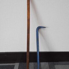 鉄製　バール 900mmぐらい×1本、500mmぐらい×１本　2...