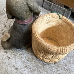 犬　置物 ガーデニング 花瓶 花壇 花 植木鉢　の画像