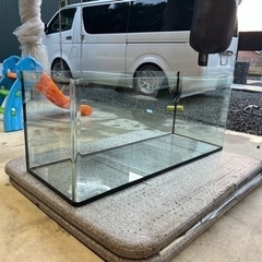 1200ガラス水槽！フチなし曲げタイプ！