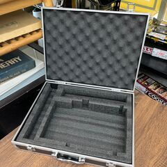 【リサイクルショップどりーむ鹿大前店】No.8821 アタッシュケース 縦約31cm,横約37cm,高さ約8cm カバン 現状品 保管の画像