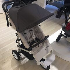 【譲ります】エアバギー ココプレミア ホワイトフレーム 純正オプション付き！(おまけ付) の画像