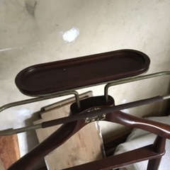 najico ハンガーラック スーツハンガー ヴィンテージ レトロ ナジコ 無垢材の画像