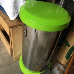 ゴミ箱　中古