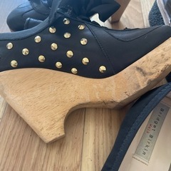 バーニーズニューヨークのブーツ、などなどの画像