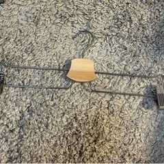 お譲りします　IKEA スカート　ズボンハンガーの画像