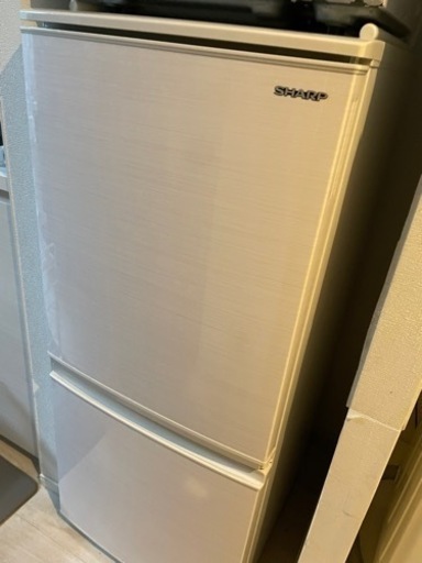 シャープ 冷蔵庫 SJ-D14F-W