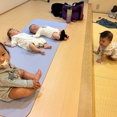ママとベビーのhappyベビーヨガの画像