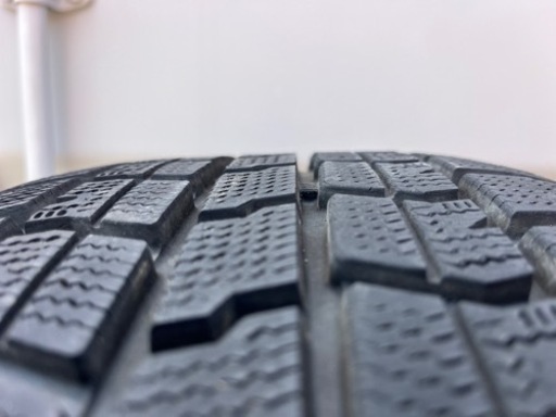 車のパーツ タイヤ、ホイール