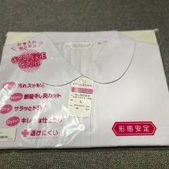 丸襟　スクールブラウス　半袖