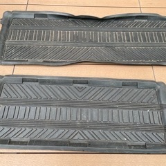 車のパーツ タイヤ、ホイール