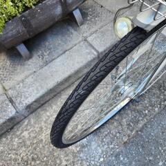 ママチャリ　２７インチ　フジ自転車　３変速　カゴ　自動ライト　カギ　付き　シルバー　配達可能の画像