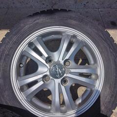 （取引中）車のパーツ タイヤ、ホイールの画像