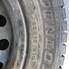 車のパーツ タイヤ、ホイールの画像
