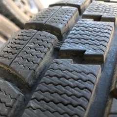 車のパーツ タイヤ、ホイールの画像