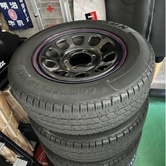 200系ハイエース　ホイールタイヤ4本セット