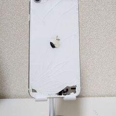 iPhone SE 第2世代 64GB ホワイト SIMフリー