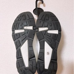 スニーカーの画像