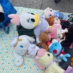ぬいぐるみどれでも1個300円