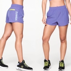 Zumba Forever Loose Shorts ショートパンツ Z1B000179 Periwinkle XSサイズの画像