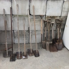 農工具 スコップやジョレンなど1こ50円❗️